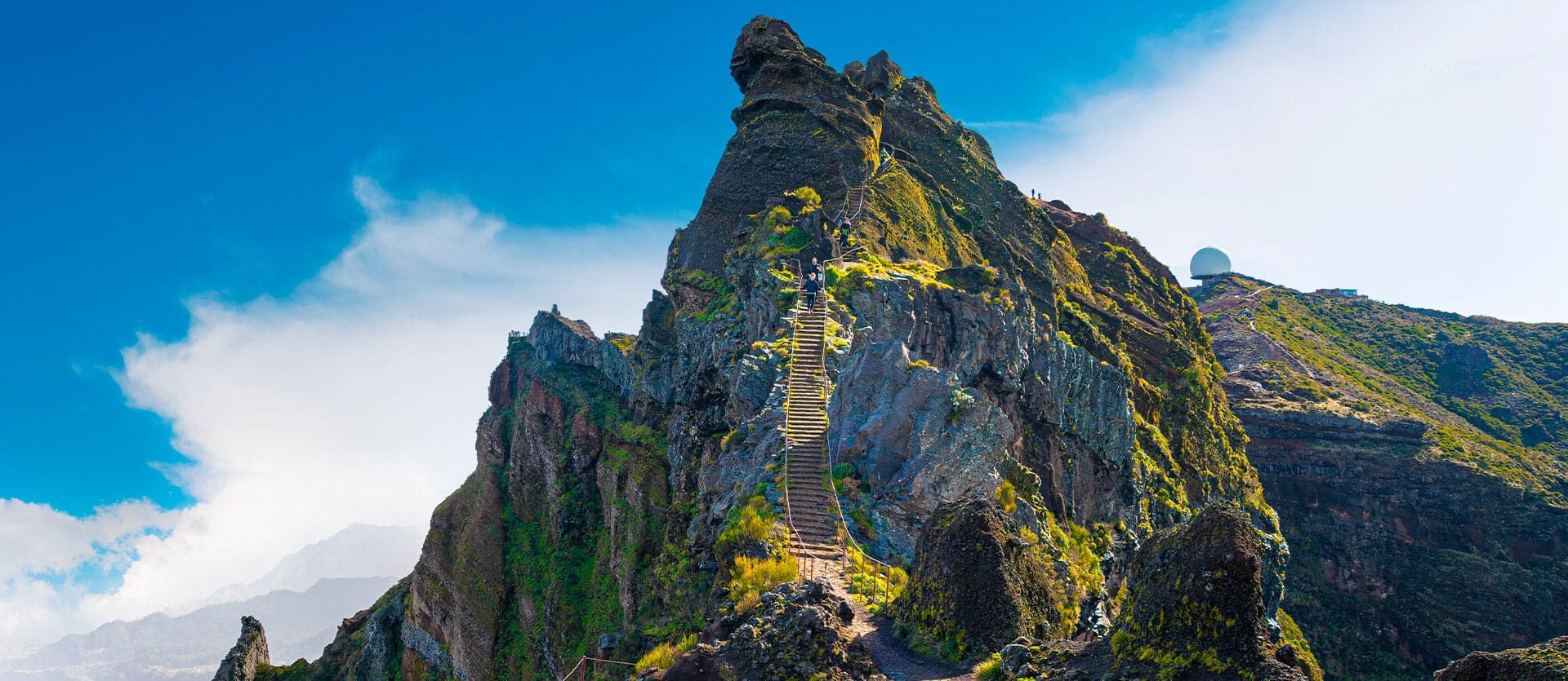 Pico do Arieiro à Madère — voyage depuis Montréal, vues sur les sommets