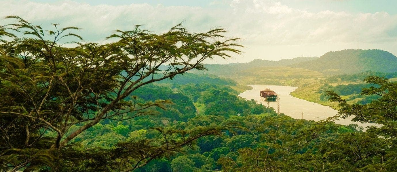 Panama City & All-Inclusive Playa Blanca