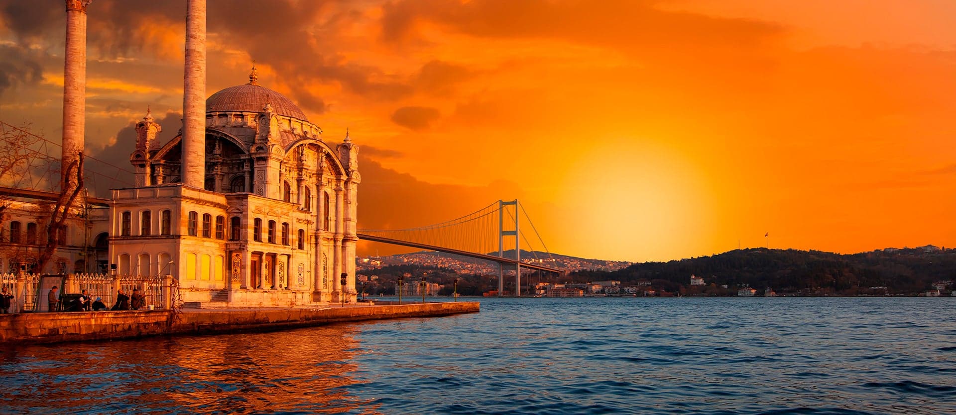 <span class="iconos separador"></span> Bosporus <span class="iconos separador"></span> Istanbul