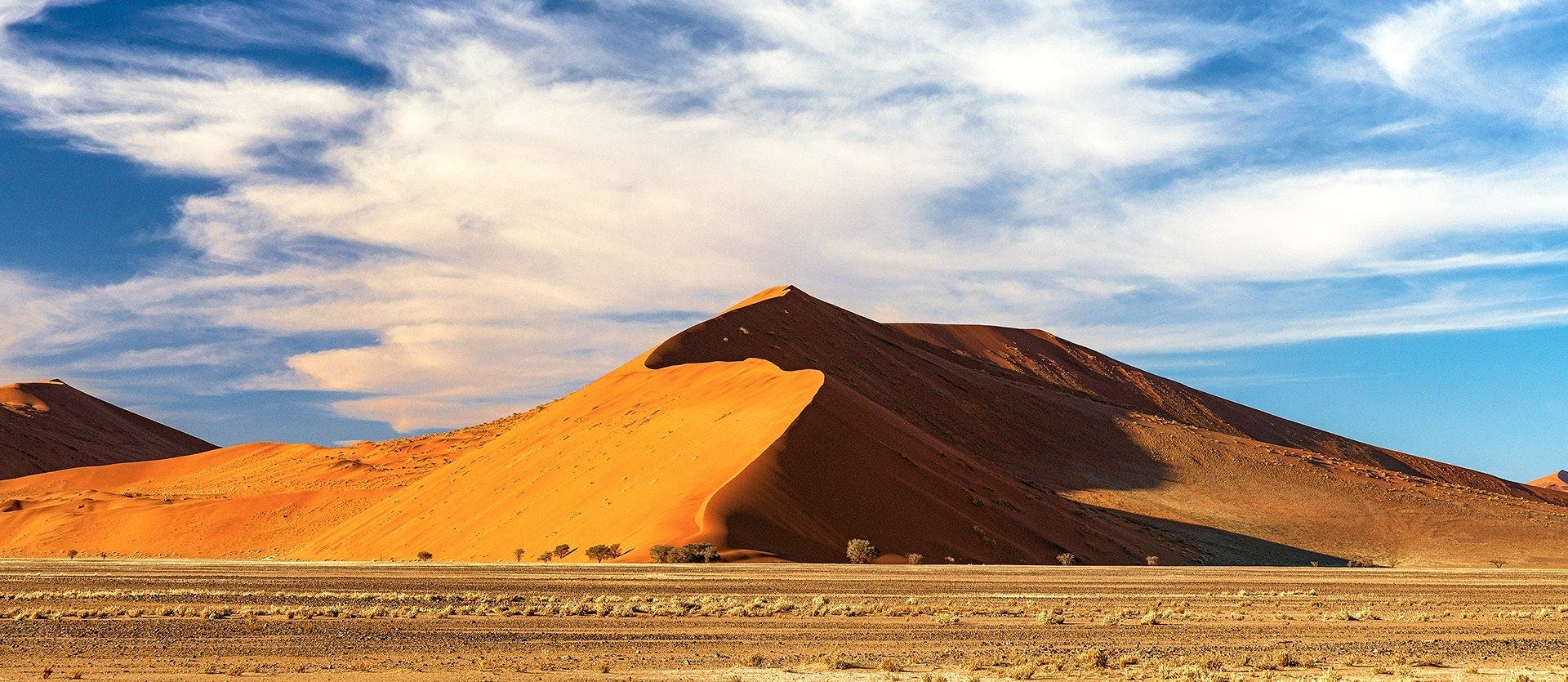 Waterfalls, Safaris & Sand Dunes