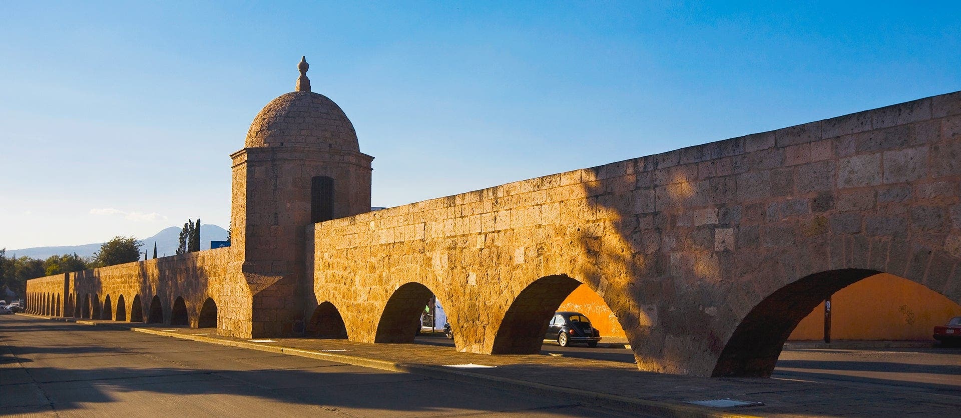 Colonial Charms & Central Highlands