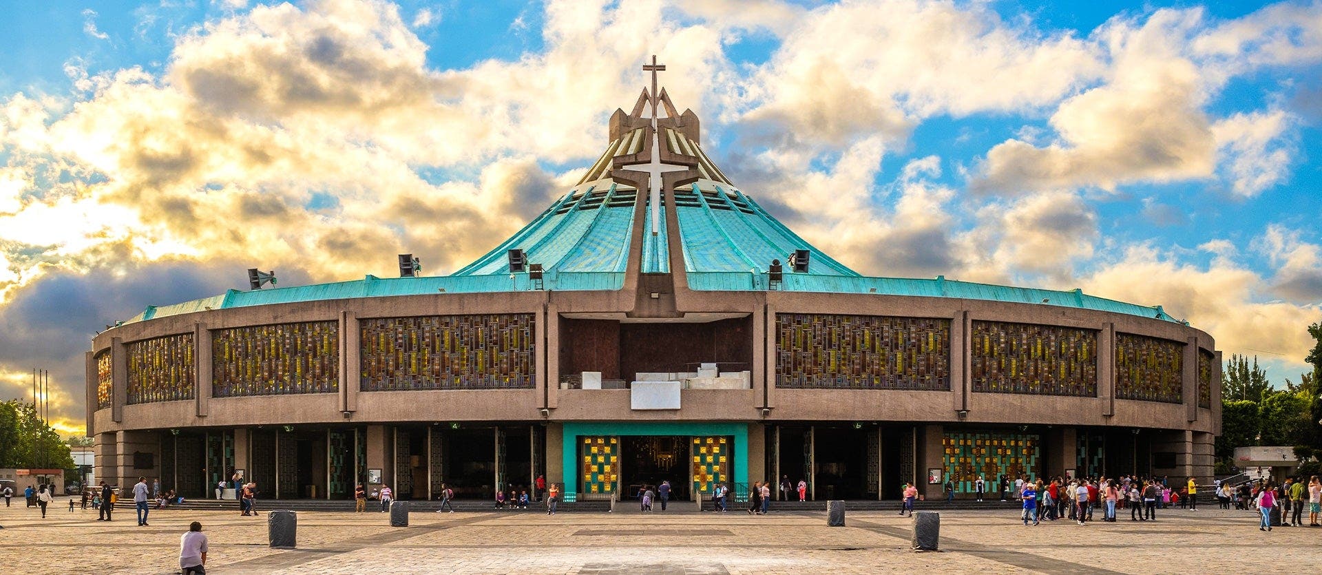 Essential Cities & Ancient Civilizations