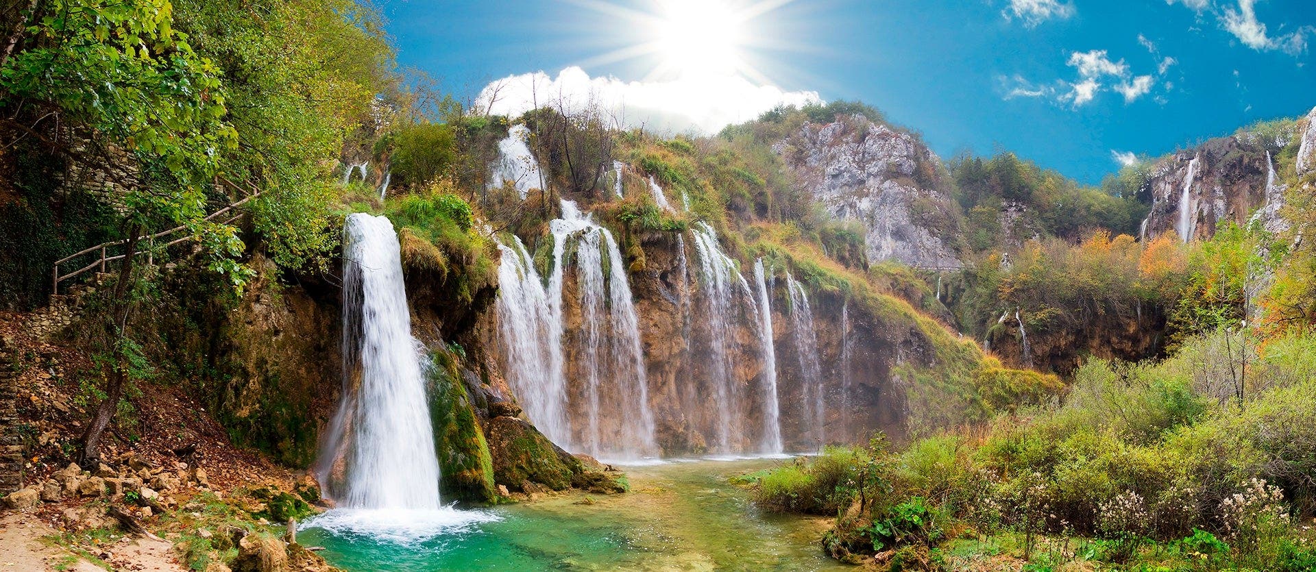 Medieval Cities & Magical Lakes