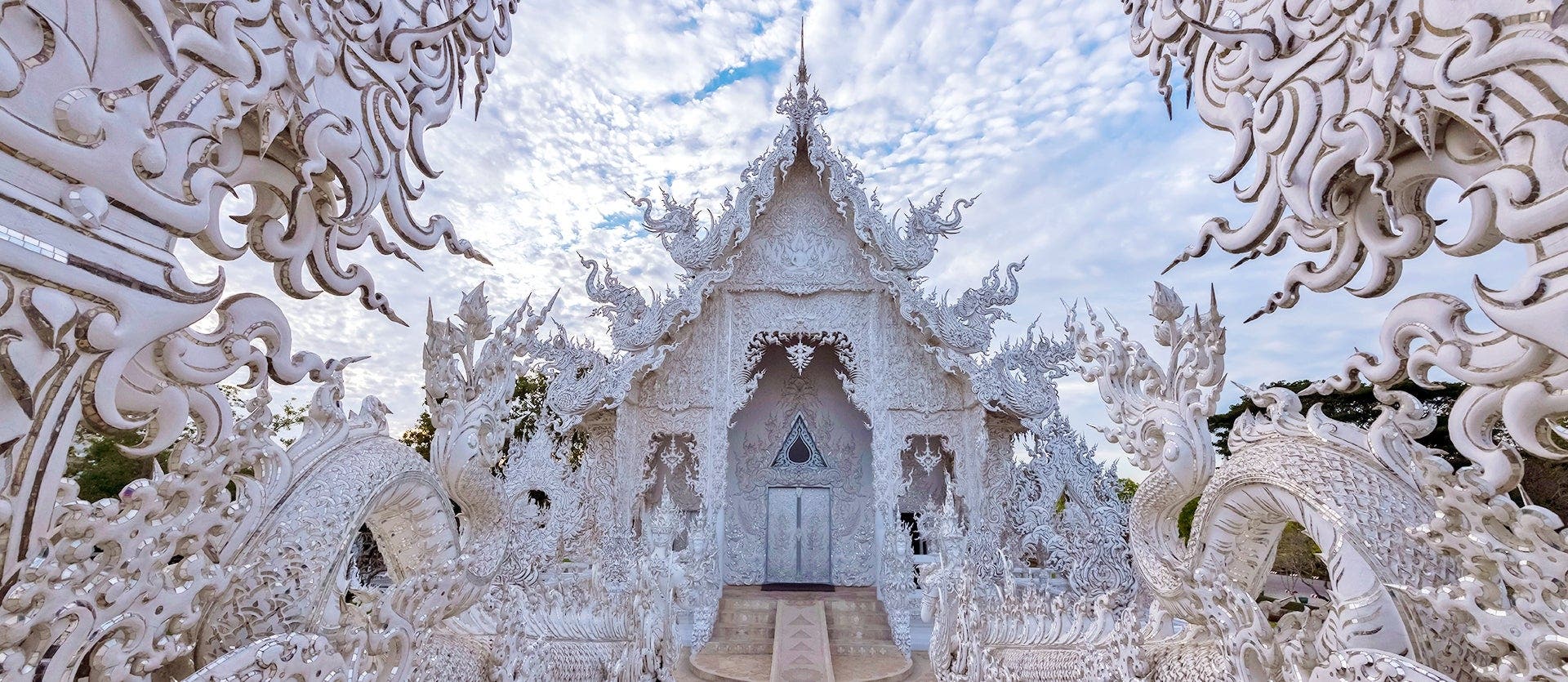 Templos de Siam y secretos del río Kwai
