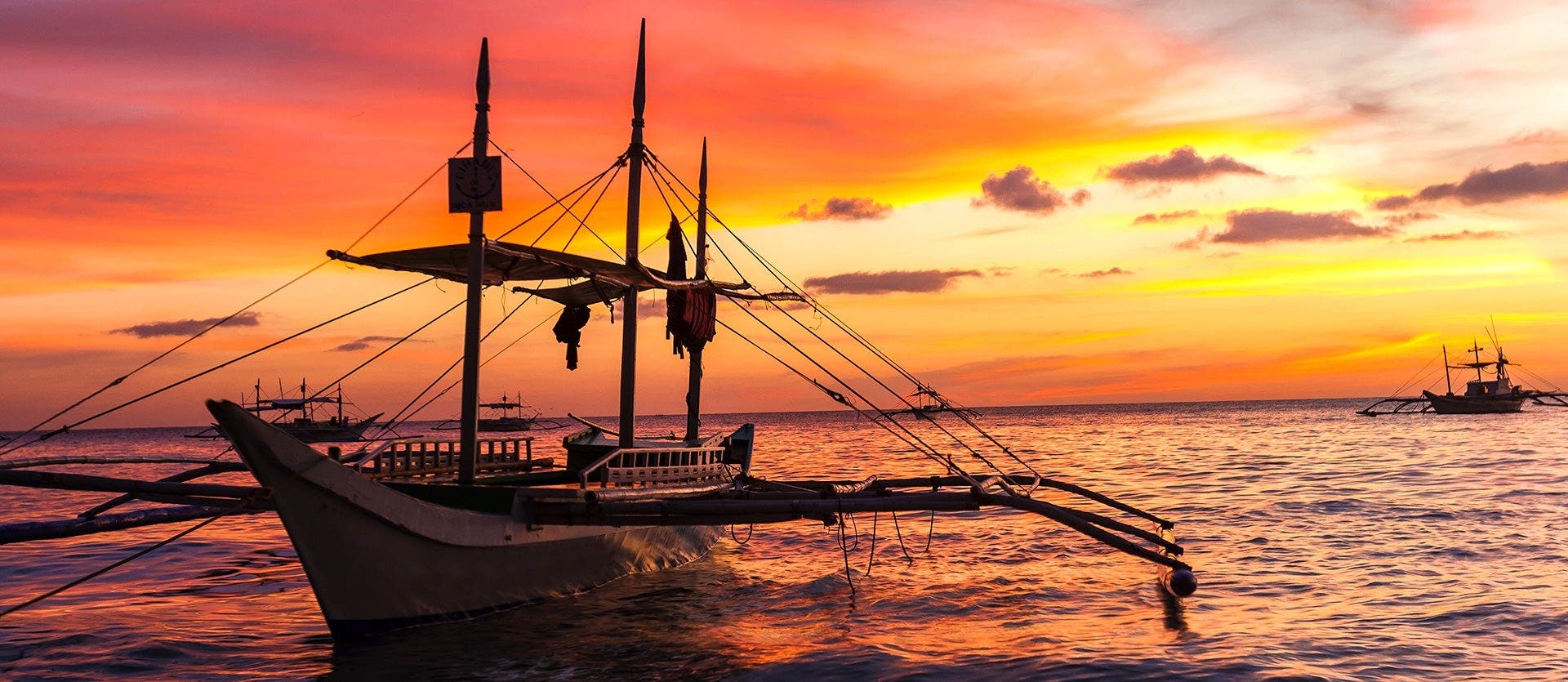 Philippines 360: Beaches, Jungles, History