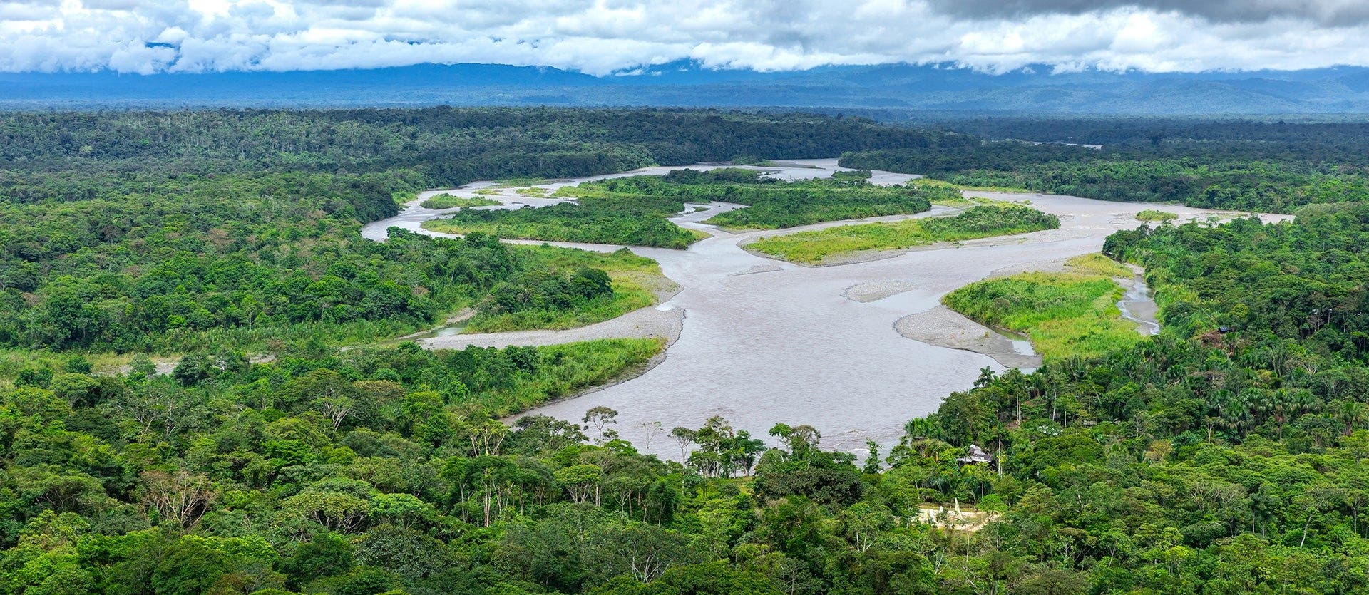 Ecuador 360: Cities & Santa Cruz Island