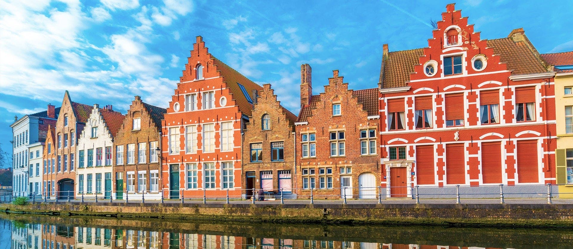 Canals, Cobblestones & Windmills 