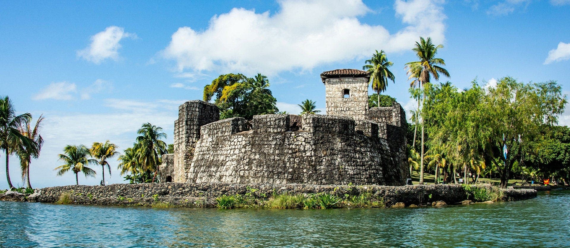 Maya Triangle Odyssey: Ancient Wonders