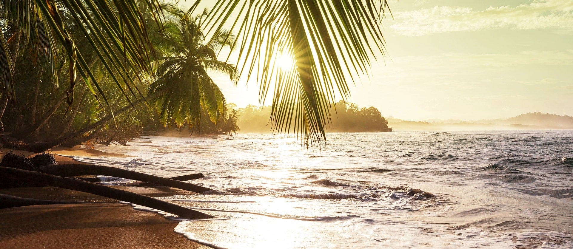 Familias: Tortuguero, Arenal y playas