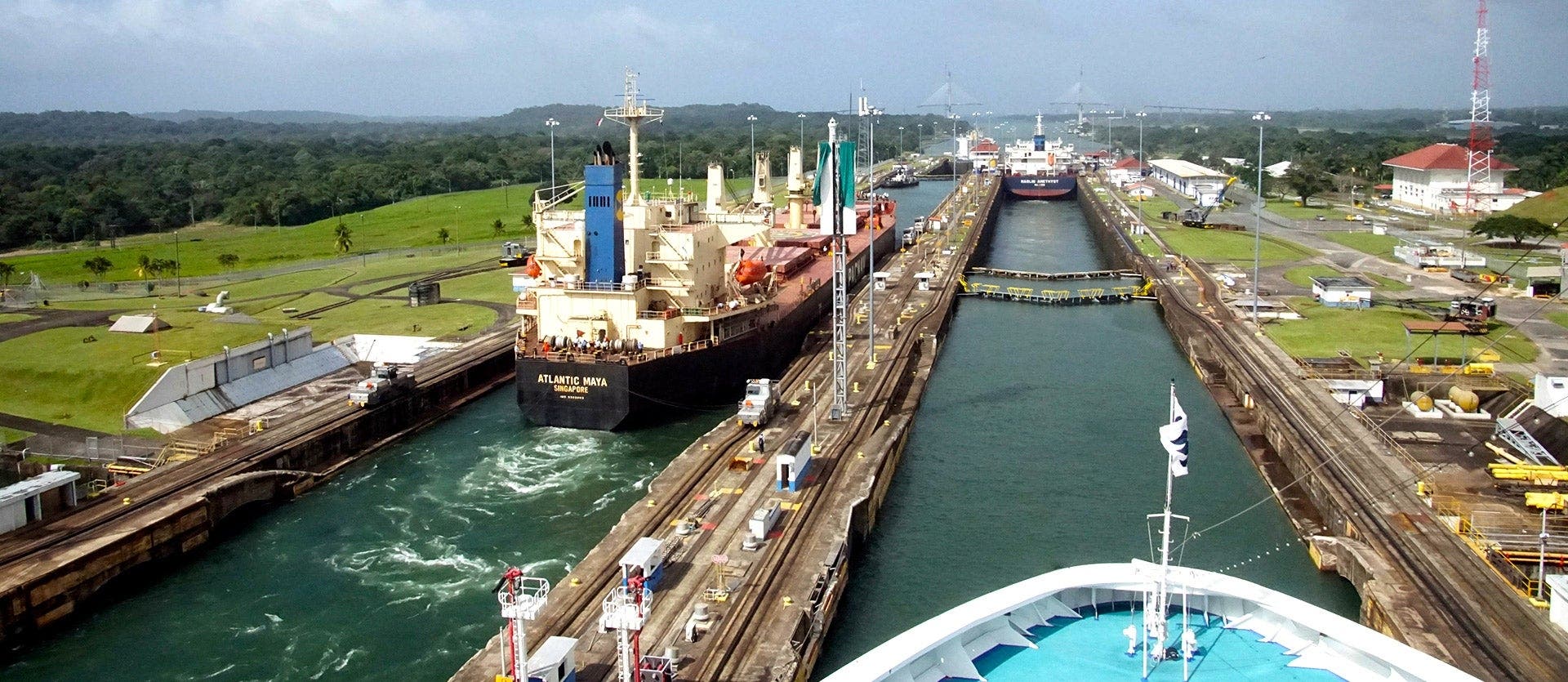 Panama City & Gamboa rainforest