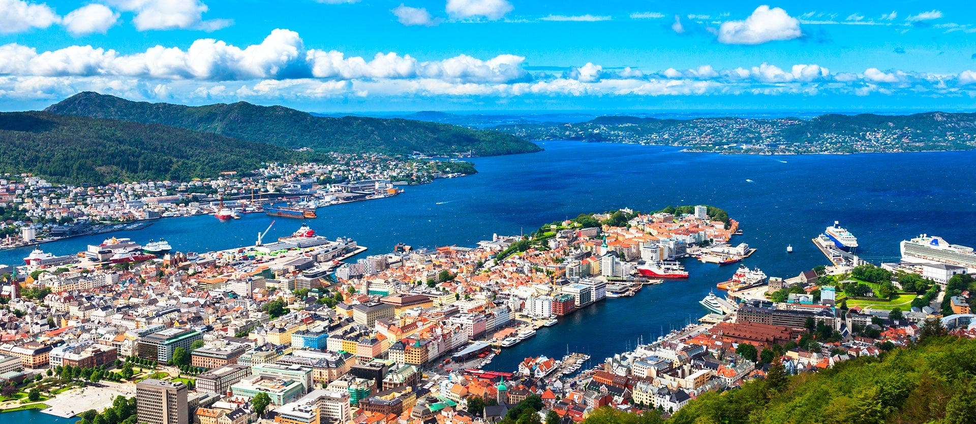 Fiordos noruegos y canales de Estocolmo 