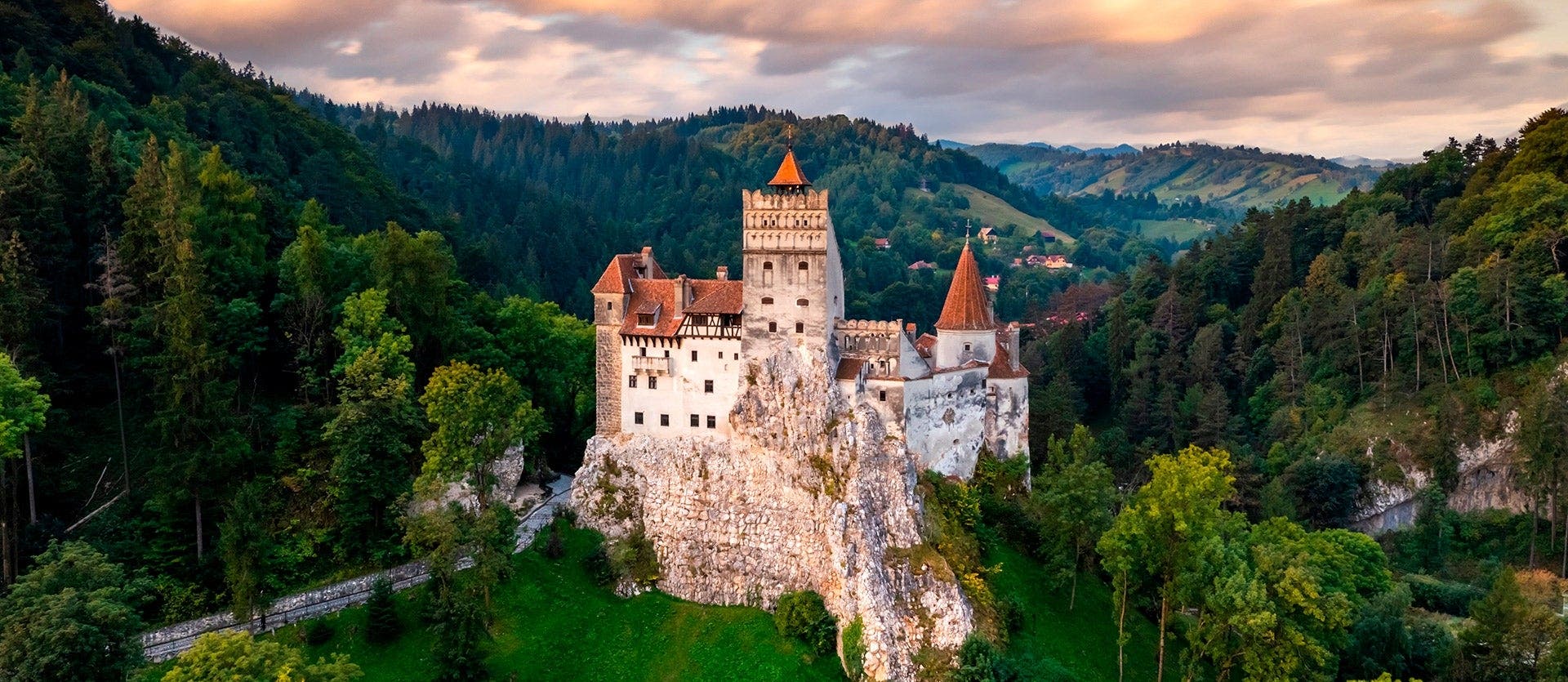 Escapada por Bucarest y Transilvania