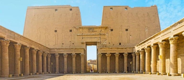 Templo de Horus <span class="iconos separador"></span> Edfu