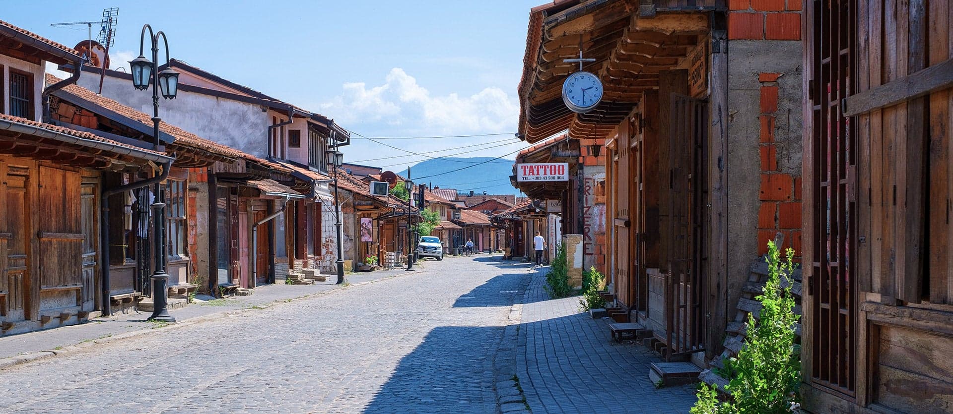 Calles de piedra <span class="iconos separador"></span> Gjakova <span class="iconos separador"></span> Kosovo