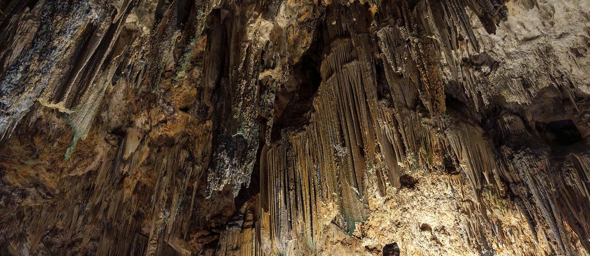 Cueva Gadime <span class="iconos separador"></span> Lipjan <span class="iconos separador"></span> Kosovo