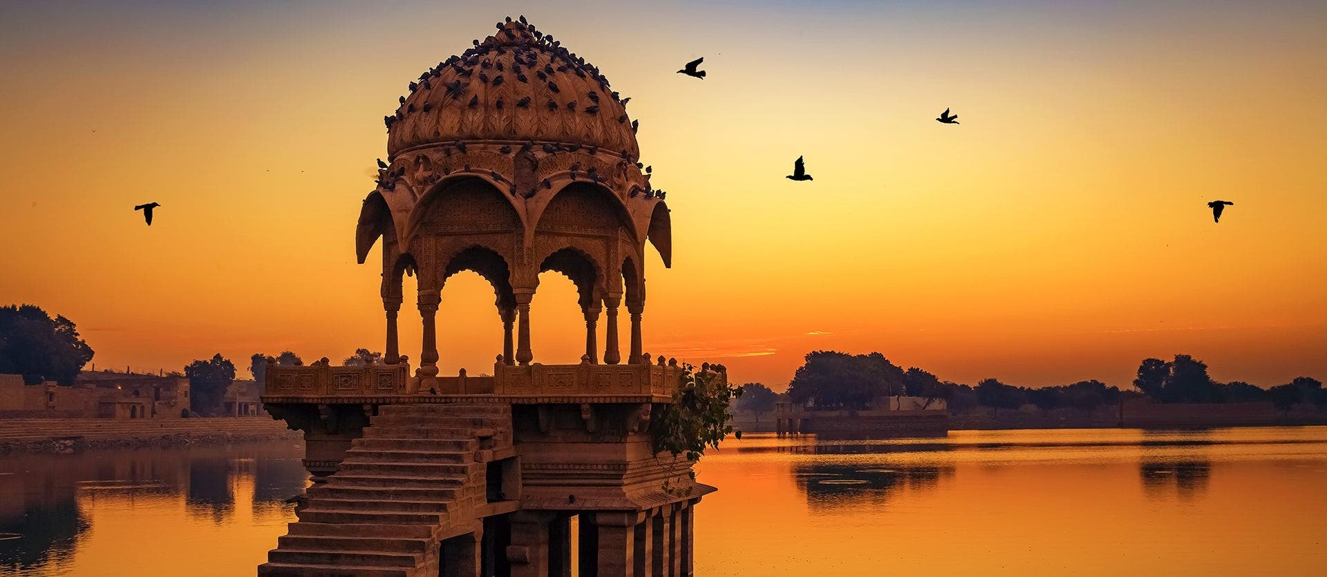 Palais & déserts du Rajasthan et Bénarès