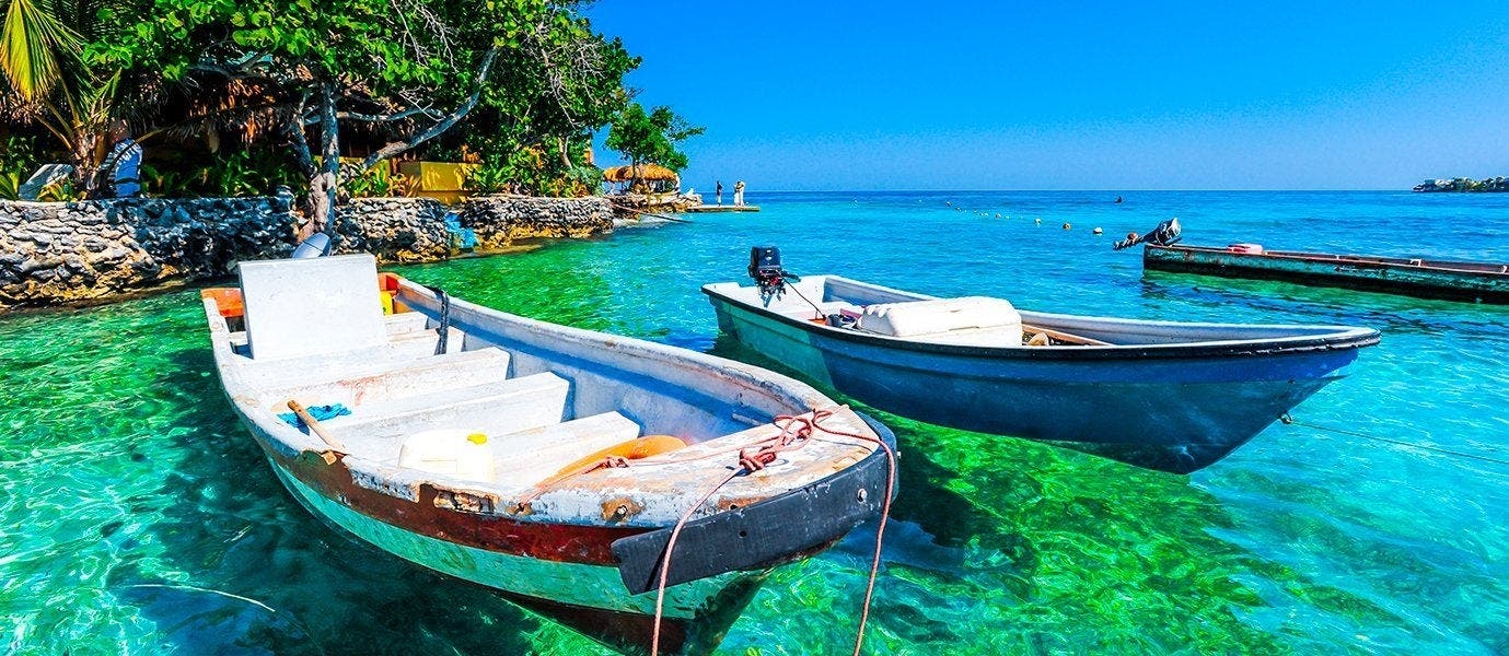 Colonial charms & Caribbean coast