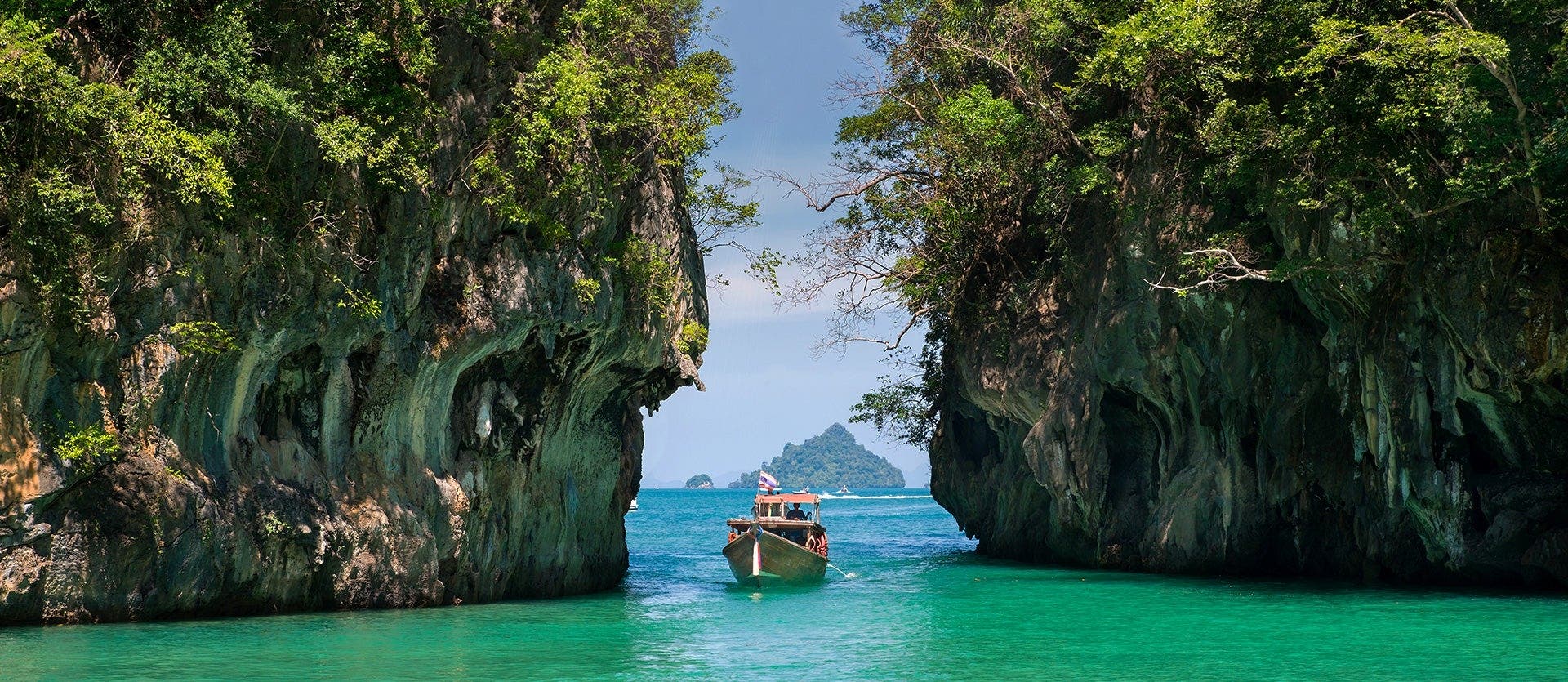 Thai Treasures: Heritage & Island Escape