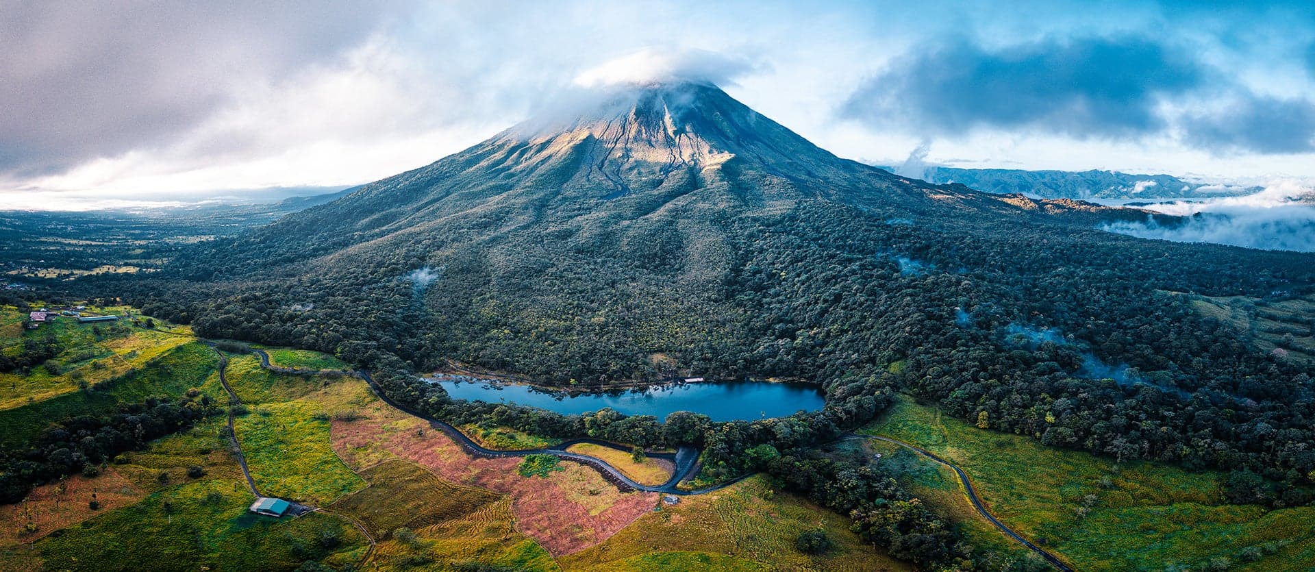 Volcano <span class="iconos separador"></span> Arenal