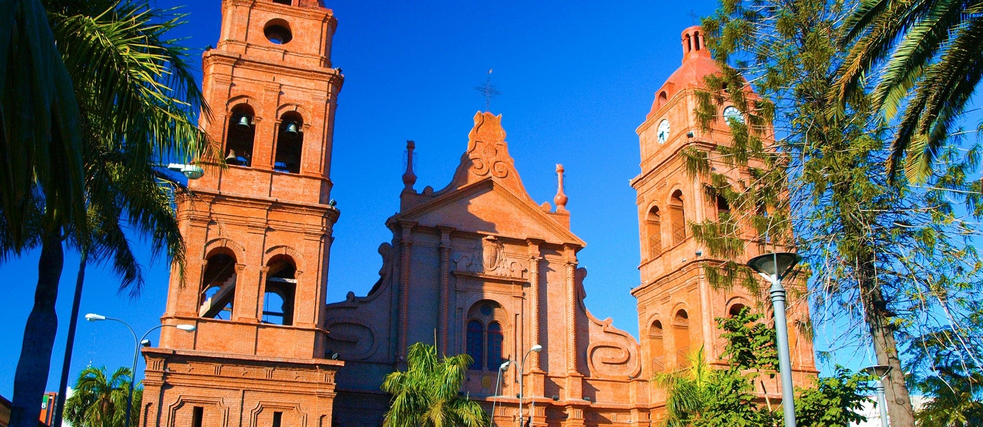 Sensational Cities & Salt Flats