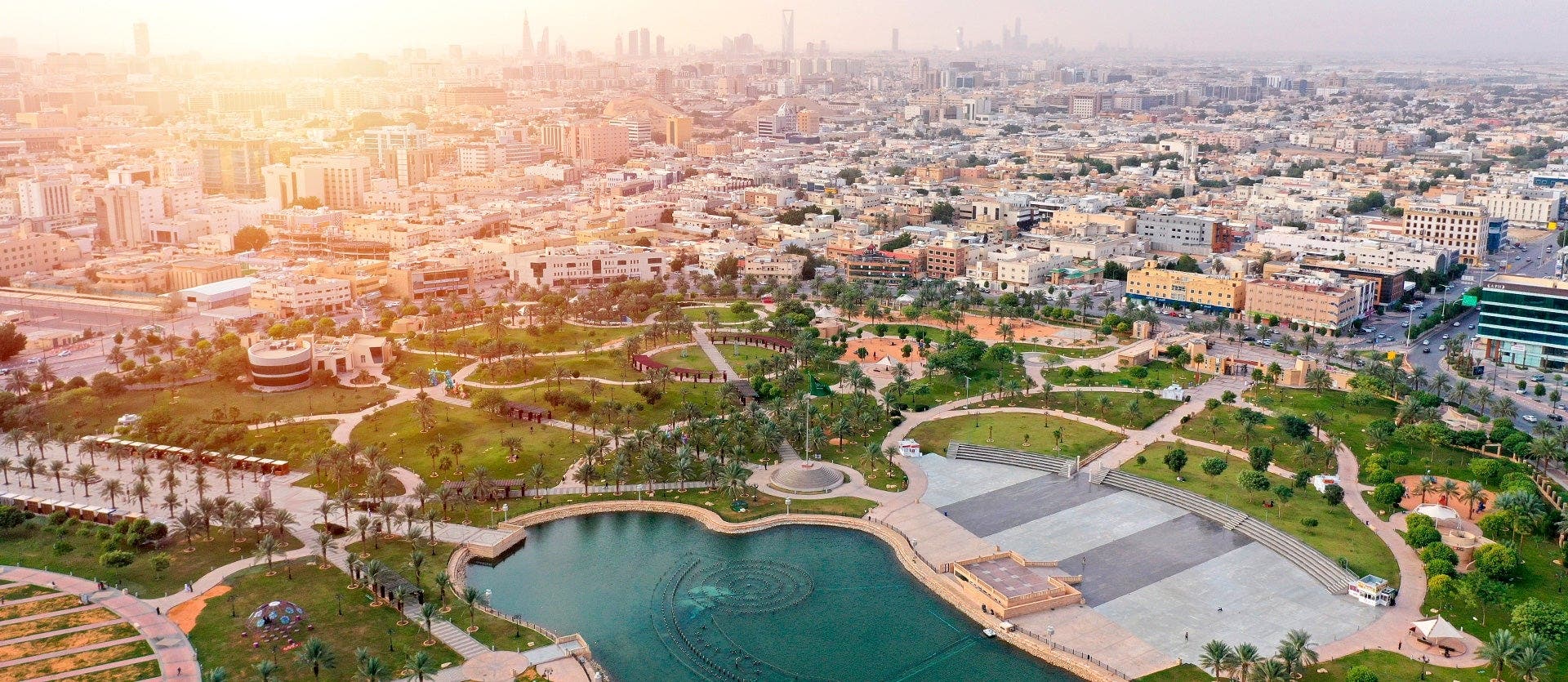 Arabia 360: Art, Skyscrapers & Deserts
