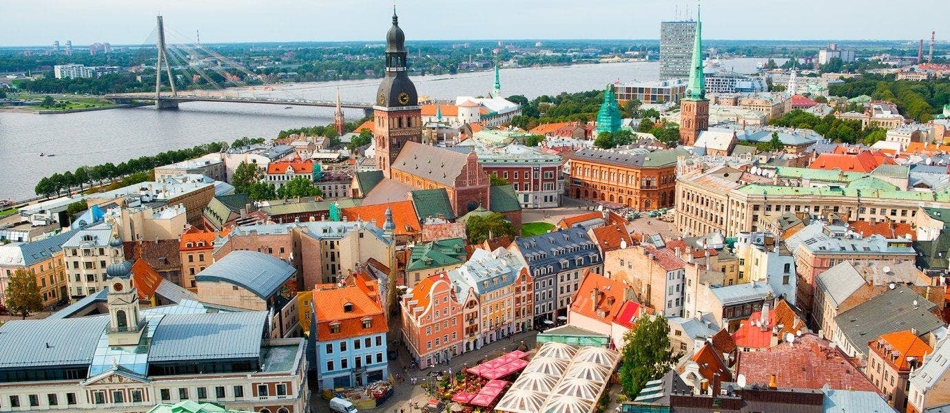 Fully-Guided Journey through the Baltics