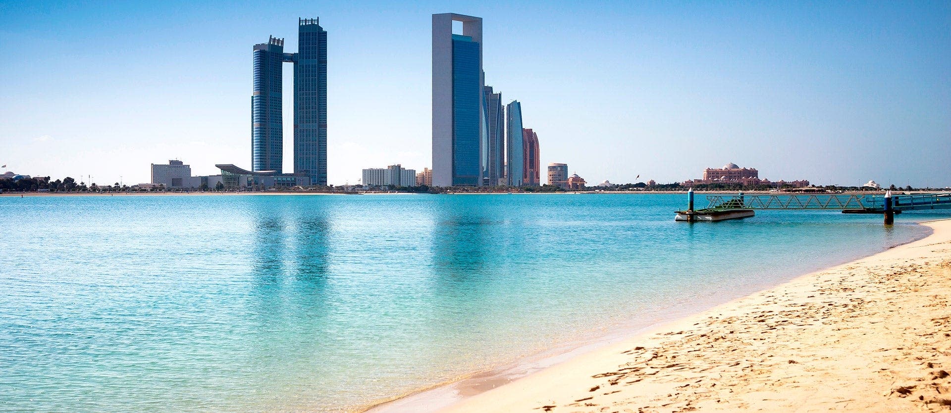 Dubai & Abu Dhabi: beauty among the dunes