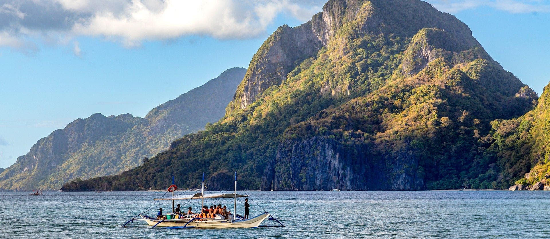 Island hopping adventure: Palawan & Coron