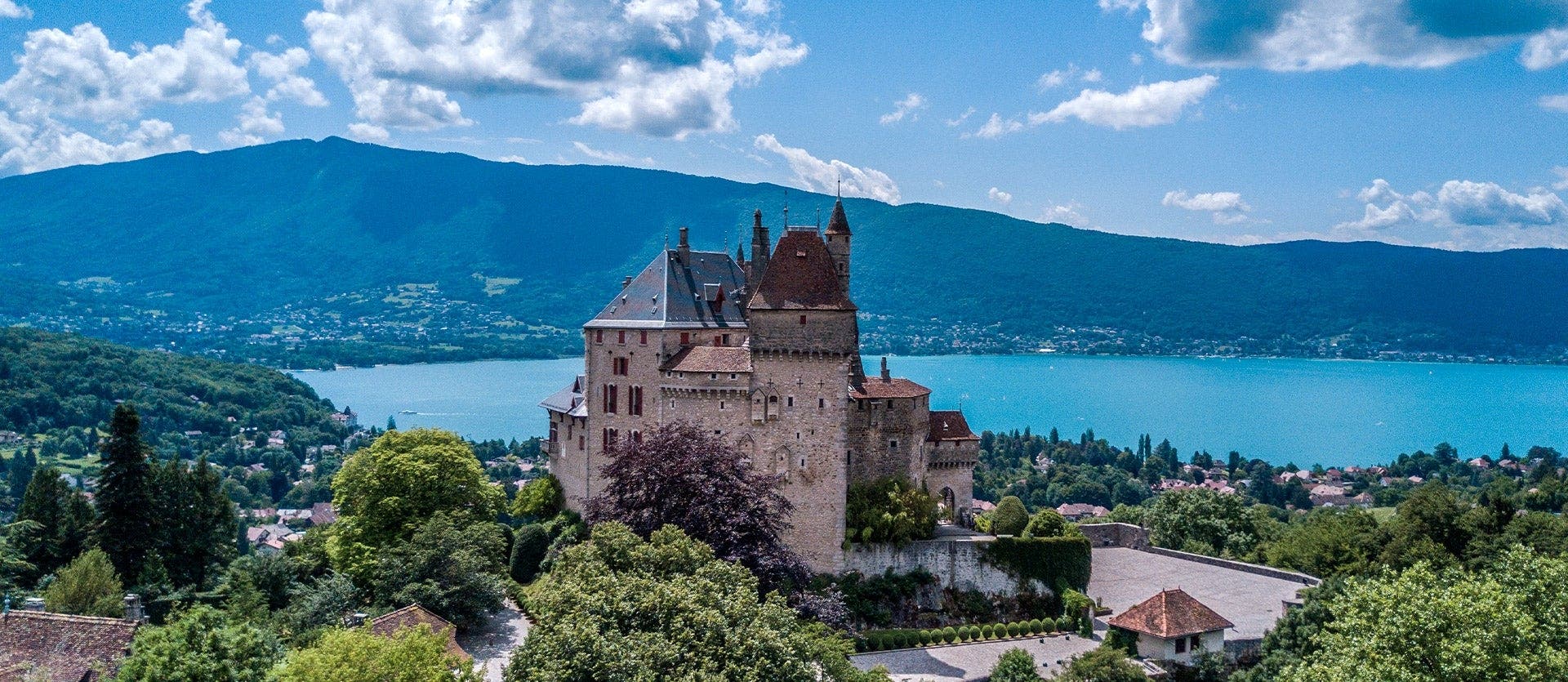 Swiss Charms: Nature & Mountain Villages