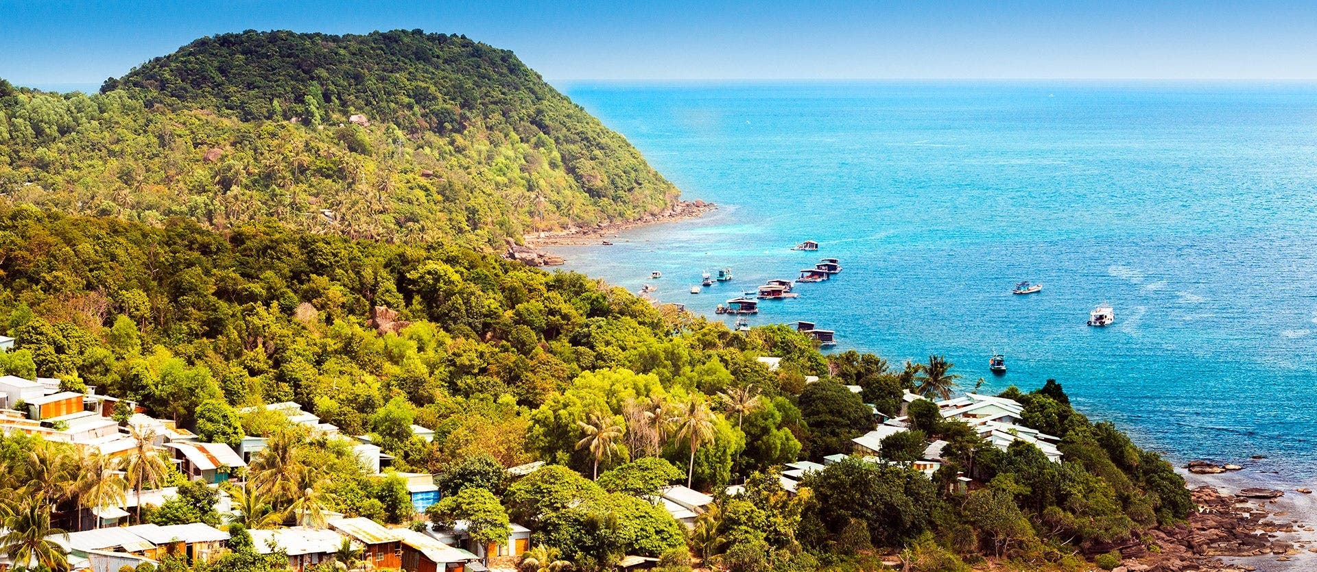 Vietnam 360: Cities, Sapa & Island Escape