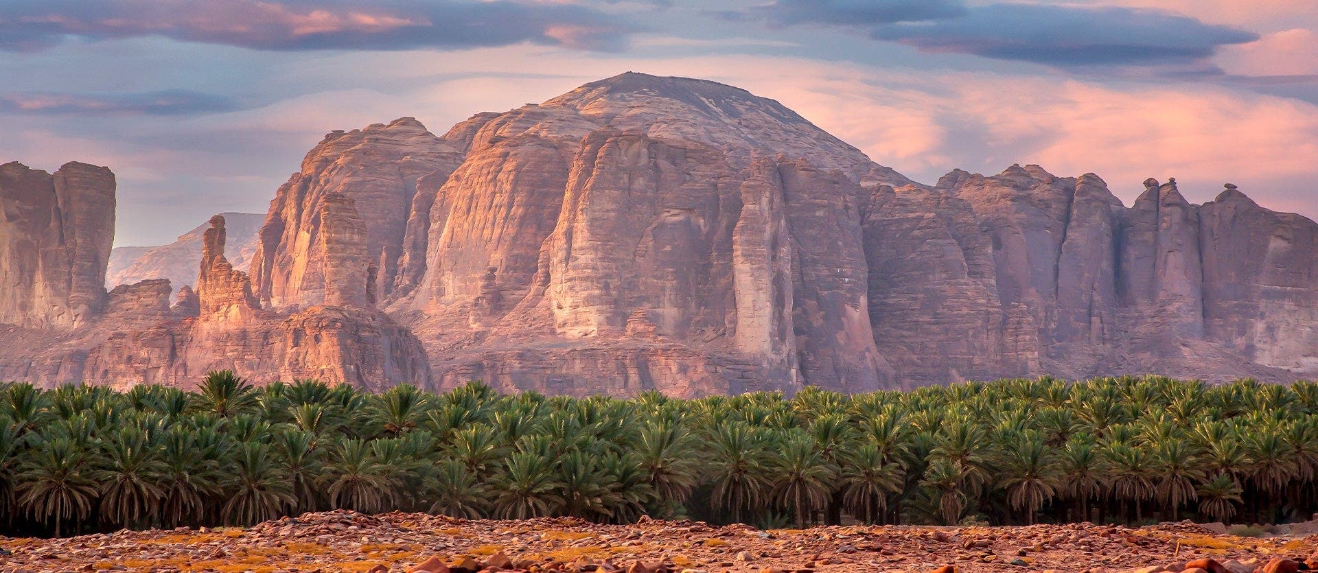 Heart of Arabia: deserts & skyscrapers