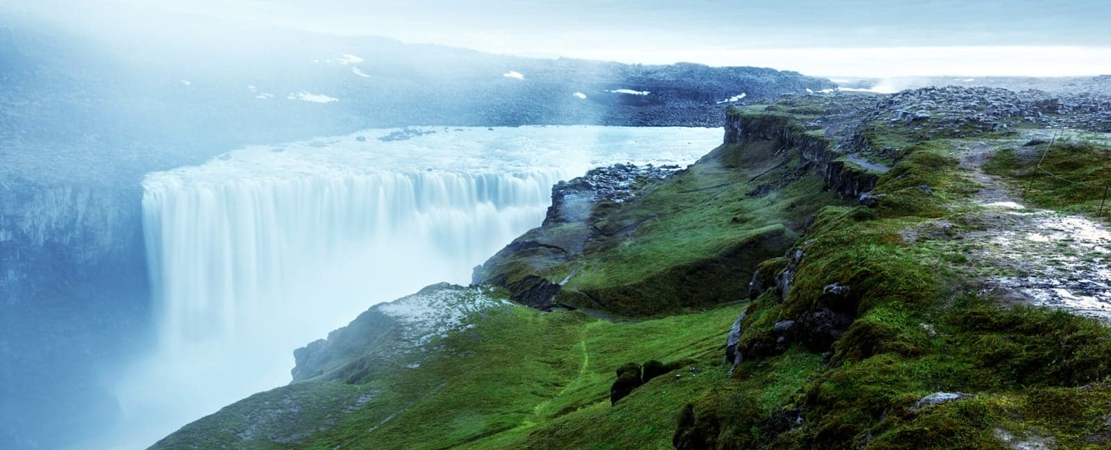 Akureyri - Lake Mývatn - Dettifoss - Egilsstaðir