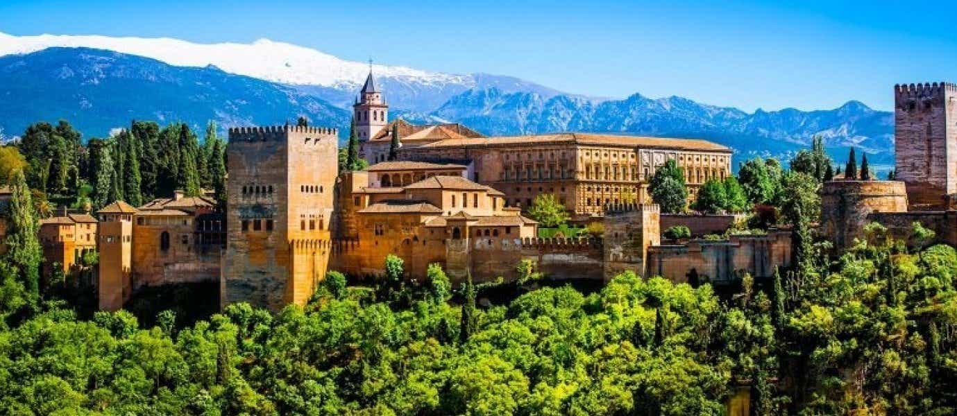 Alhambra Complex <span class="iconos separador"></span> Granada <span class="iconos separador"></span> Andalusia