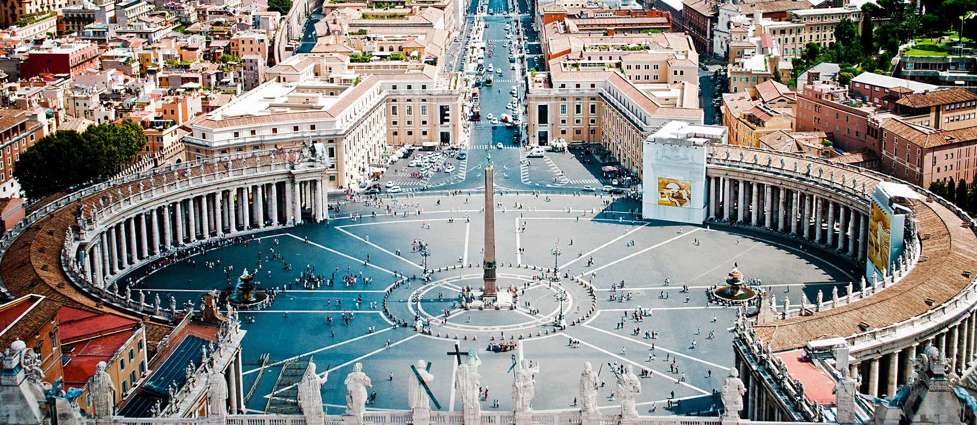 St. Peter's Square <span class="iconos separador"></span> Vatican City <span class="iconos separador"></span> Rome
