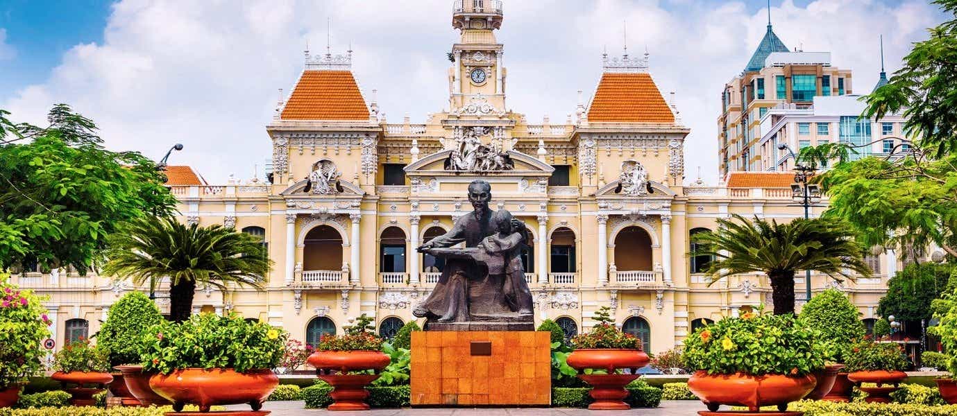 City Hall <span class="iconos separador"></span> Ho Chi Minh <span class="iconos separador"></span> Vietnam