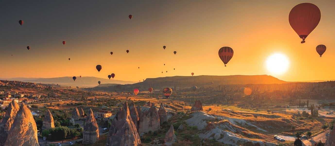Hot Air Balloons at Sunrise <span class="iconos separador"></span> Cappadocia 