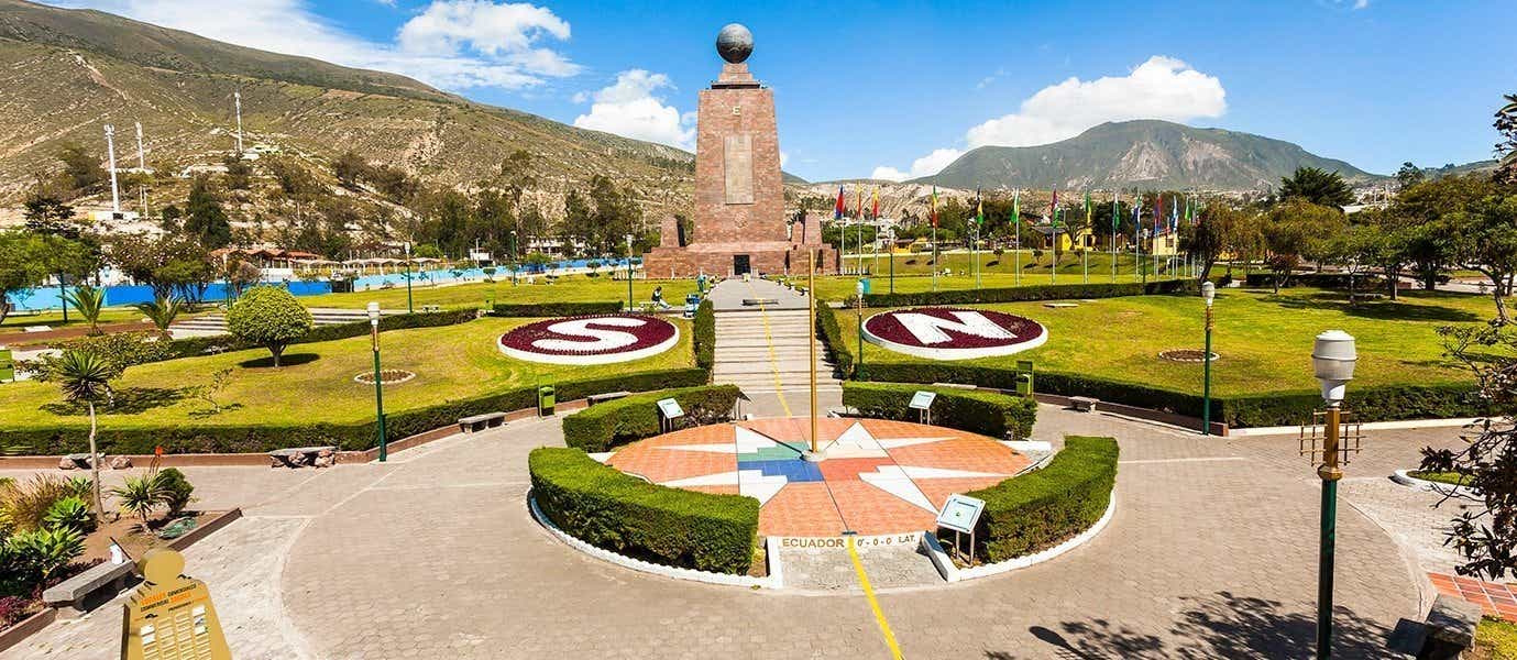 Monumento Mitad del Mundo <span class="iconos separador"></span> Quito <span class="iconos separador"></span> Ecuador
