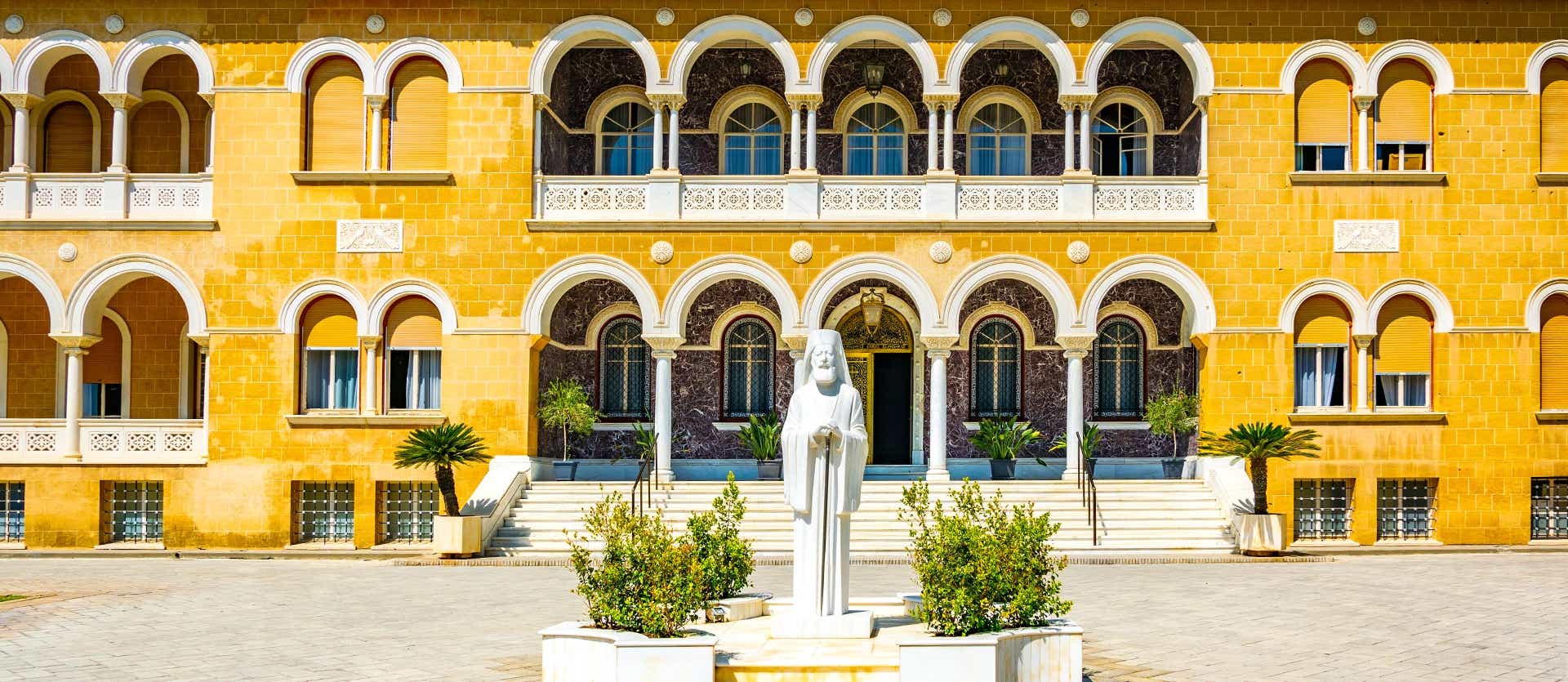 Palacio del Arzobispo <span class="iconos separador"></span> Nicosia