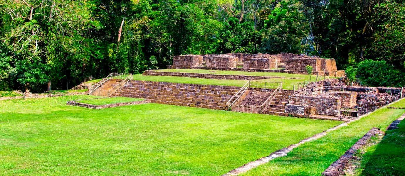 Yacimiento arqueológico de Quiriguá <span class="iconos separador"></span> Guatemala