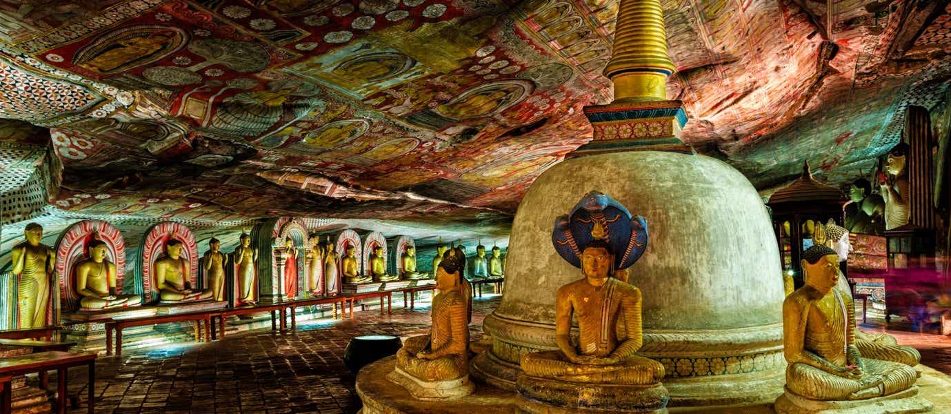 Cueva del Templo de Oro de Dambulla <span class="iconos separador"></span> Sri Lanka