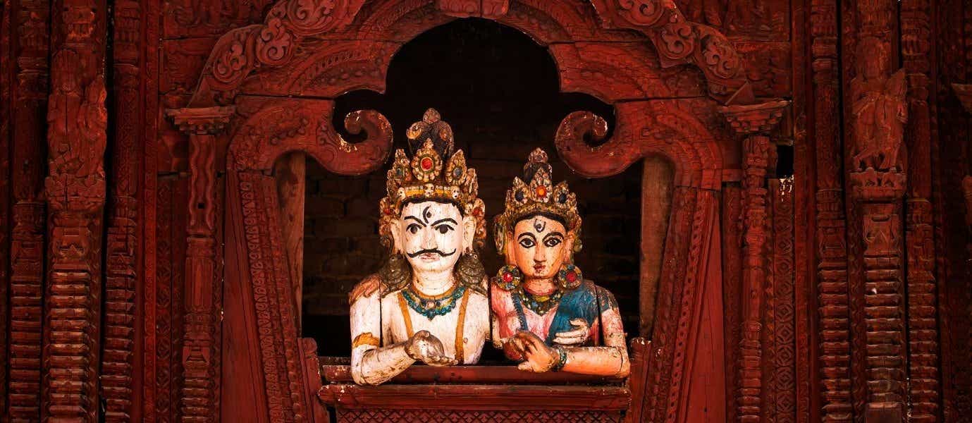 Dioses Shiva y Parvati <span class="iconos separador"></span> Plaza Durbar <span class="iconos separador"></span> Katmandú