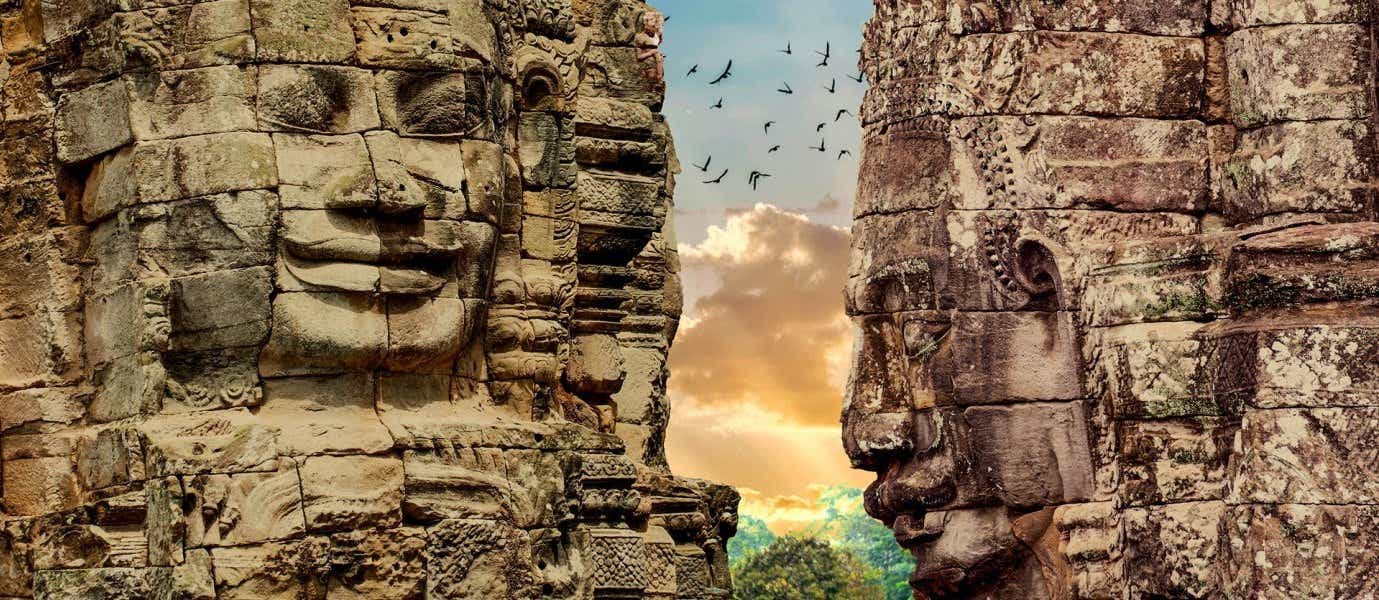Angkor Statues <span class="iconos separador"></span> Angkor Complex <span class="iconos separador"></span> Cambodia 