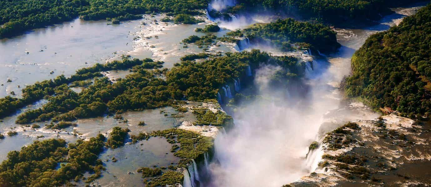 Aerial View of Iguazu Falls <span class="iconos separador"></span> Brazil