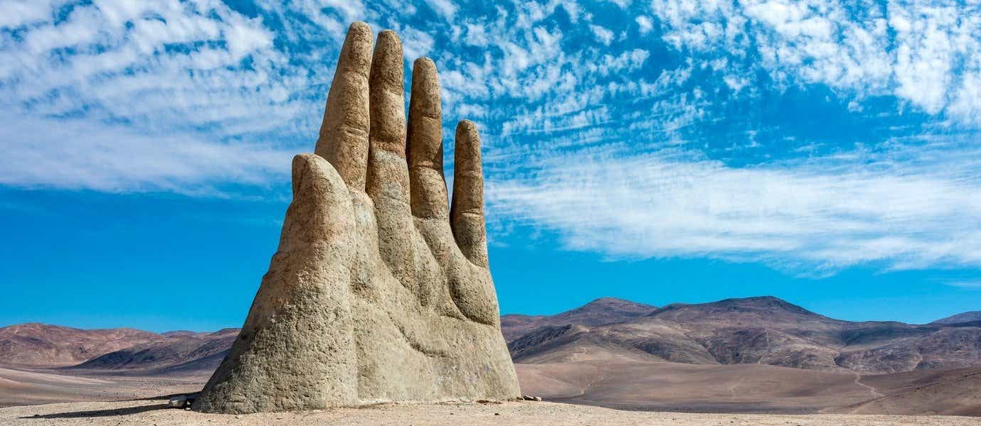 Hand of the Desert <span class="iconos separador"></span> Atacama Desert <span class="iconos separador"></span> Chile
