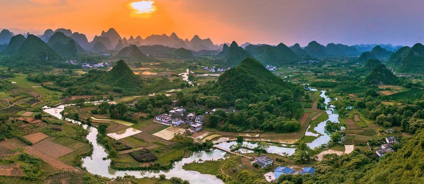 Sunset over the Li River <span class="iconos separador"></span> Yangshuo  <span class="iconos separador"></span> China