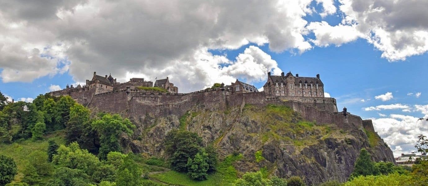 Edinburgh Castle <span class="iconos separador"></span> Edinburgh <span class="iconos separador"></span> Scotland