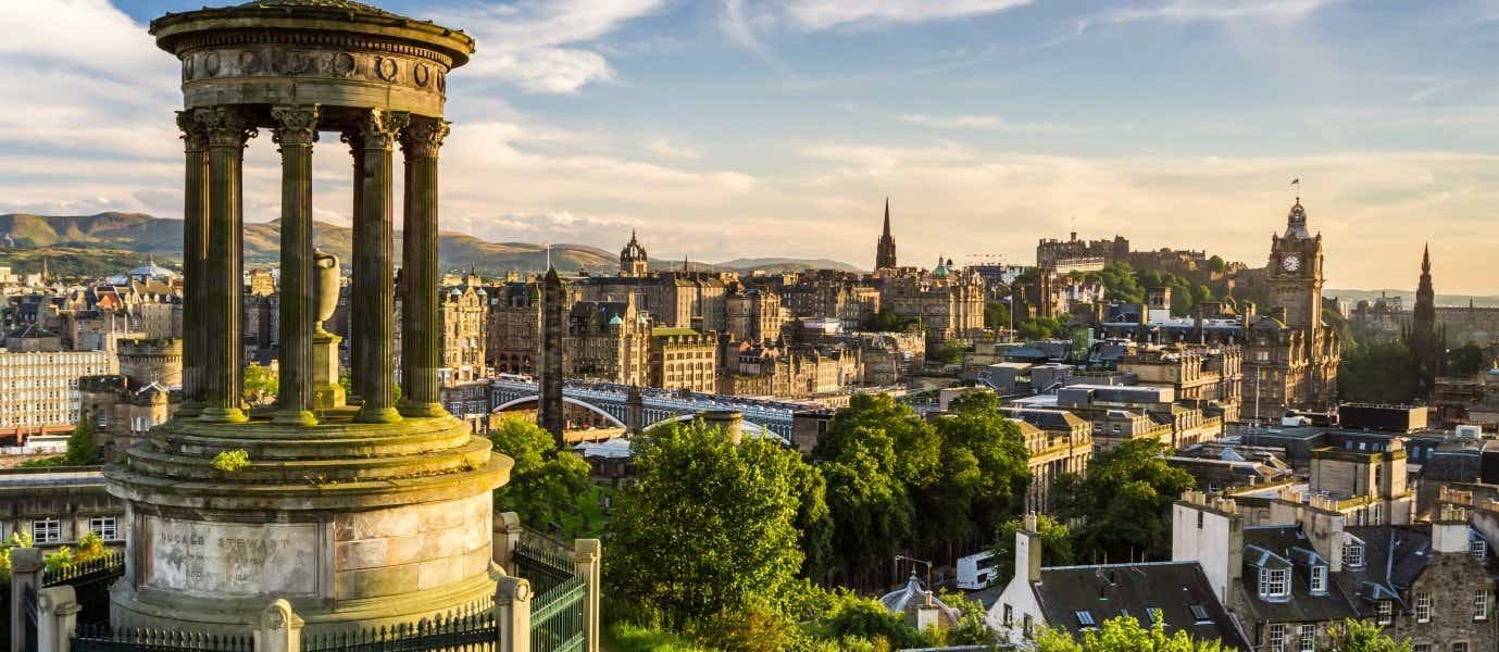 Beautiful view of Edinburgh <span class="iconos separador"></span> Scotland