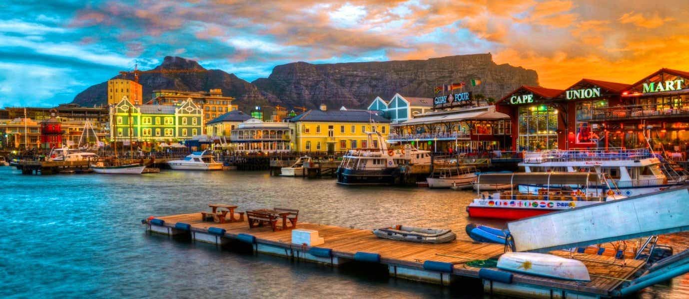 V&A Waterfront <span class="iconos separador"></span> Cape Town 