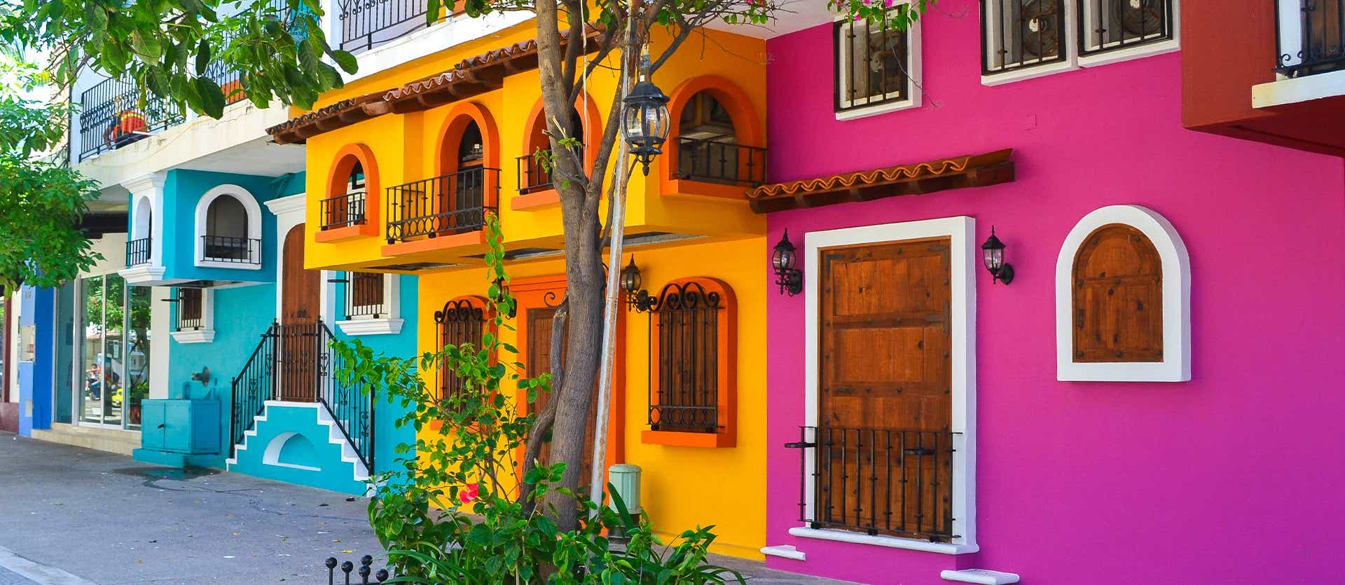 Colorful Houses <span class="iconos separador"></span> Puerto Vallarta