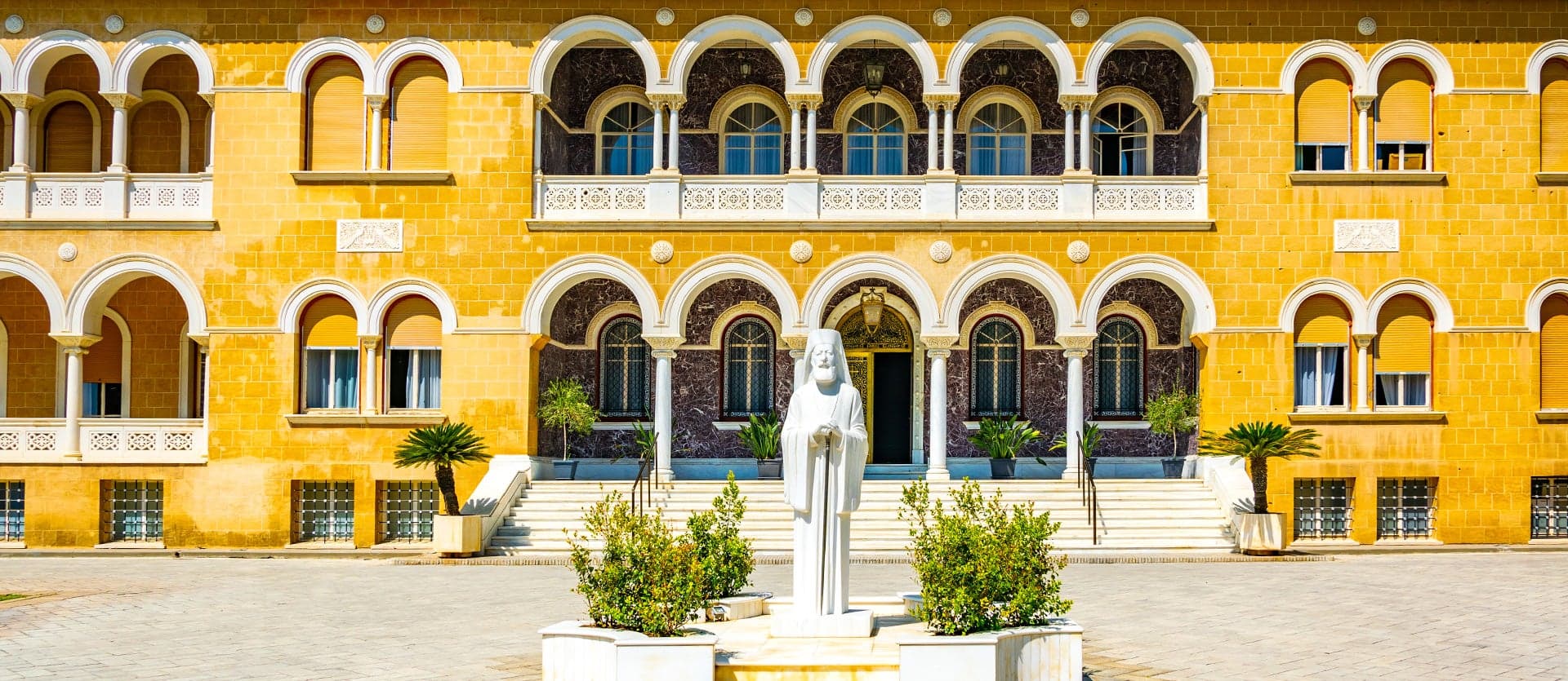 Palais de l'Archevêque <span class="iconos separador"></span> Nicosie